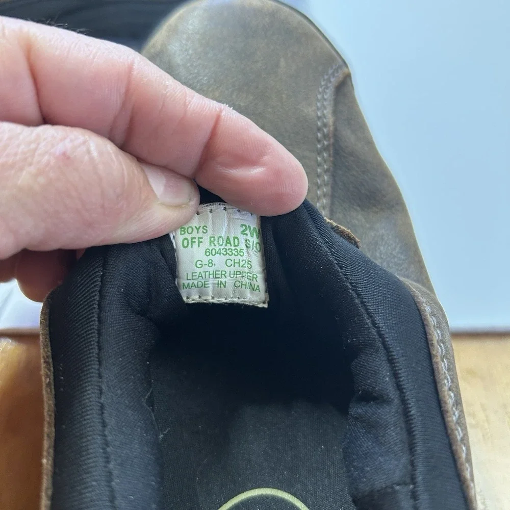 Sperry Top-Sider Boys Off Road Slip-On Leather Shoes – Size 2W